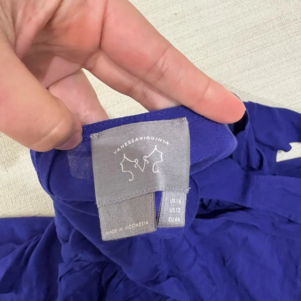 Chic Royal Blue/Purple Sleeveless Blouse - Picture 4 of 7
